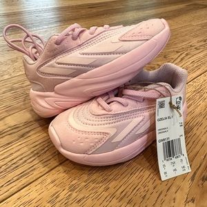 Adidas OZELIA - TODDLER GIRLS- NWT- pink 8c-